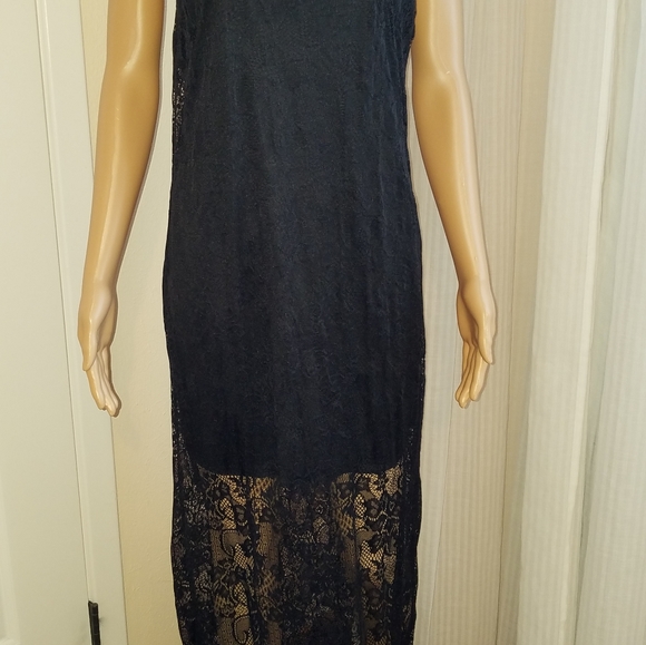 Black overlay dress with embellishment - Picture 7 of 8